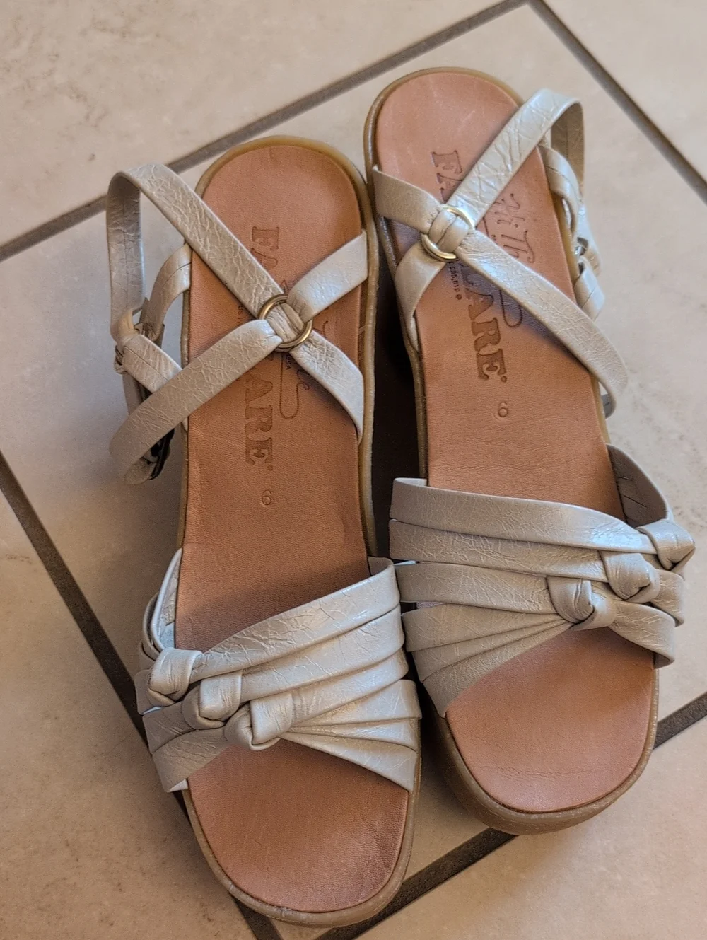 NEW Famolare Platforms White Strappy Leather Sandal Made In Italy Size 9
